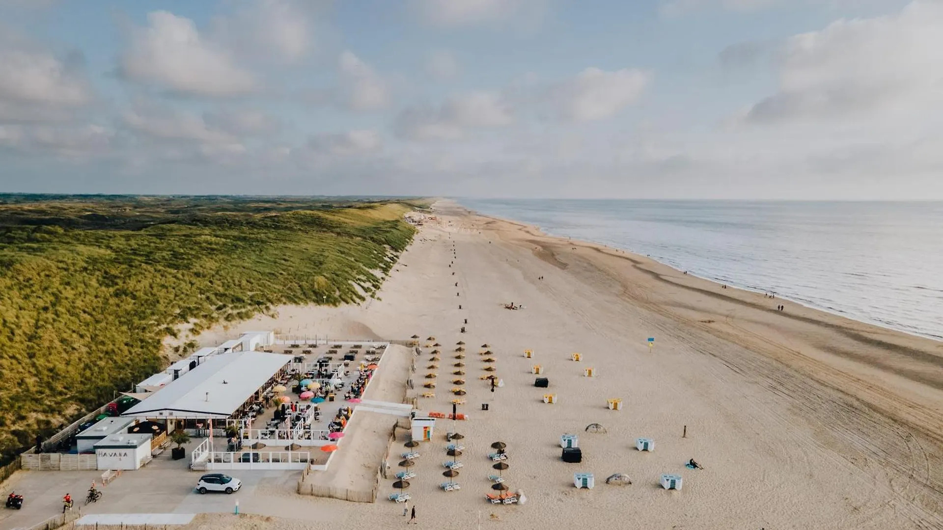 Beach House At C Zandvoort 0*,